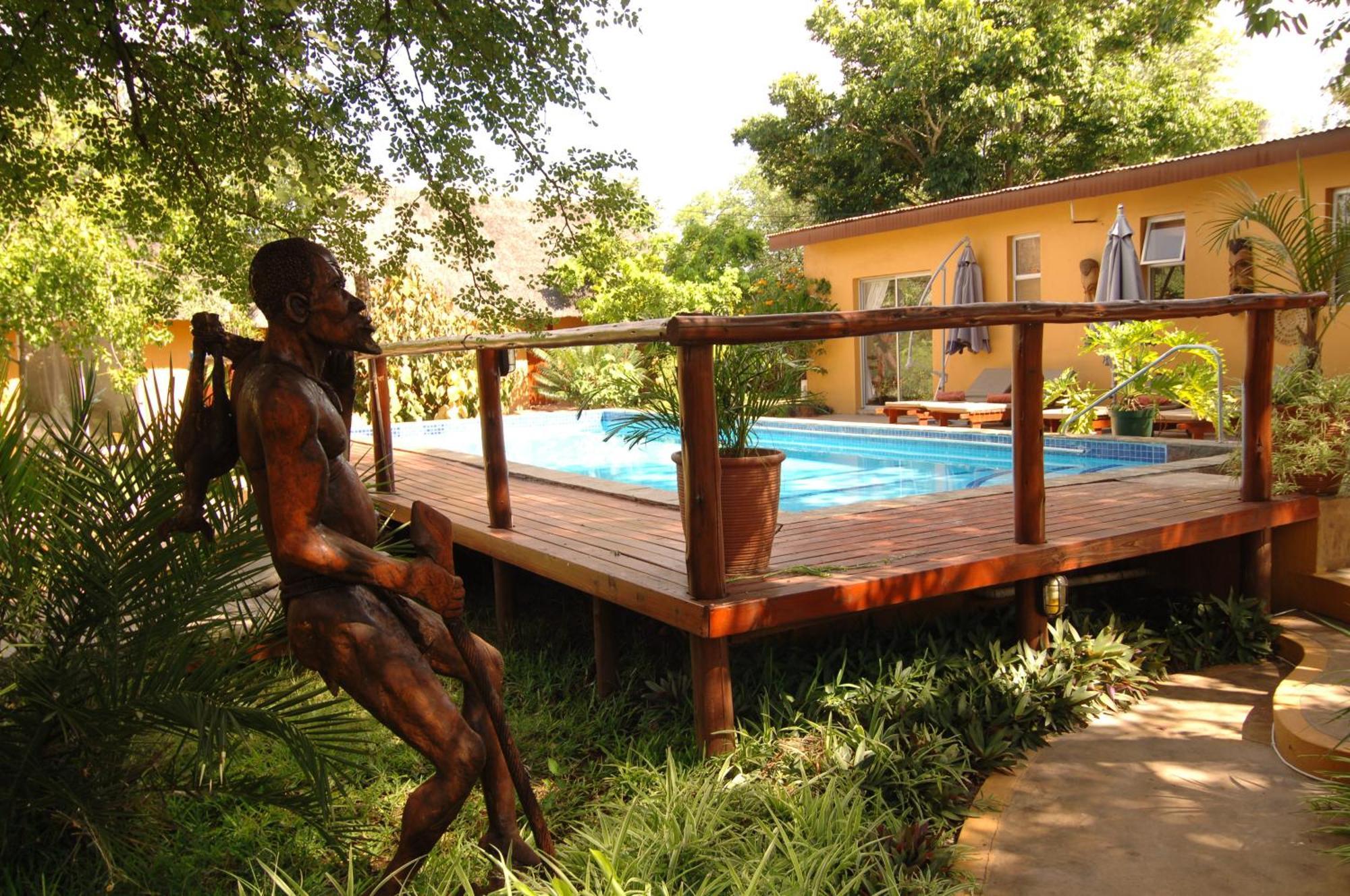 Normann Safari Bush Lodge Пхалаборва Экстерьер фото