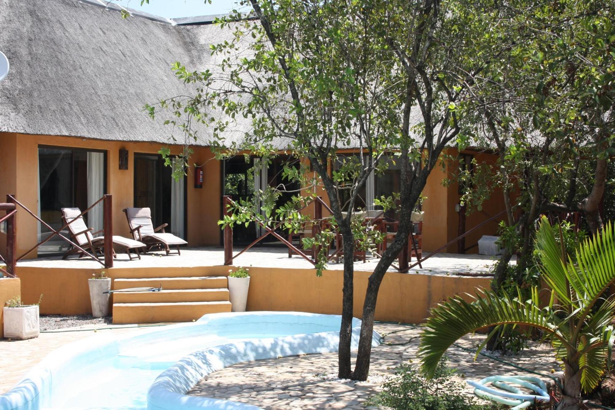 Normann Safari Bush Lodge Пхалаборва Экстерьер фото