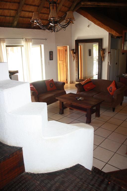 Normann Safari Bush Lodge Пхалаборва Номер фото